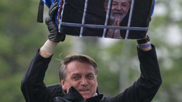 Bolsonaro: 'Para criticar o PT não precisa de fake news, é só falar a verdade'