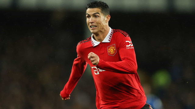 Antony faz, CR7 chega ao gol 700º, United vence Everton e se reabilita no Inglês