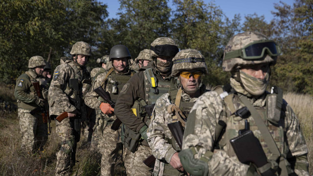 Rússia avança no leste da Ucrânia após meses de impasse