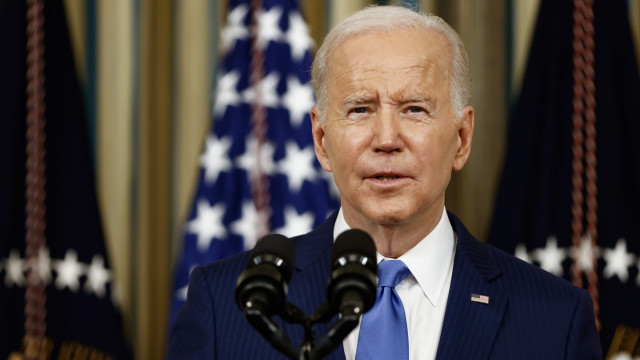 Justiça dos EUA bloqueia política de Biden para migrantes, e governo contesta