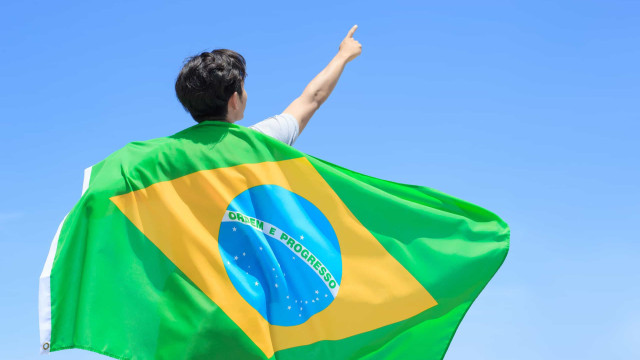 Sabe o significado das estrelas da bandeira do Brasil?
