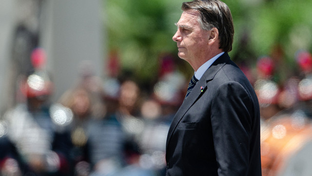 Bolsonaro pede devolução de valor pago em multas após Tarcísio cancelar infrações da covid-19
