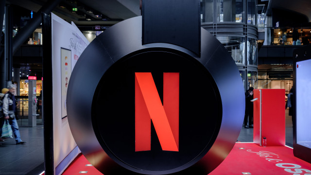 Netflix amplia lucro e assinantes no 2º tri, mas receita decepciona