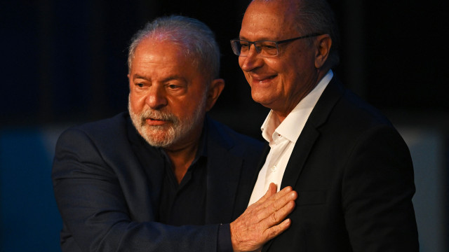 Alckmin afirma que Bolsonaro é 'um desocupado' e que não atrapalha governo Lula