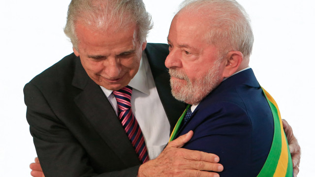 Lula avalia que Múcio errou ao chamar atos golpistas de 'democráticos'