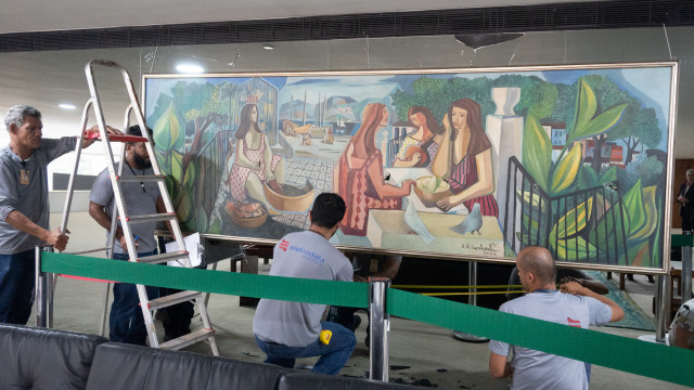 Saiba os valores das obras de arte danificadas em ataque bolsonarista em Brasília