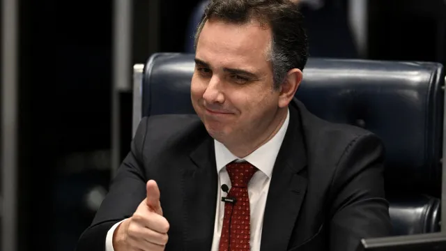 
                    Recusa de Pacheco faz Lula considerar ex-prefeita de Contagem para o Governo de Minas
                