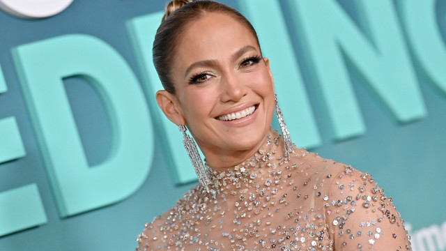 Jennifer Lopez afirma ter expulsado marido de set antes de filmar cena de sexo