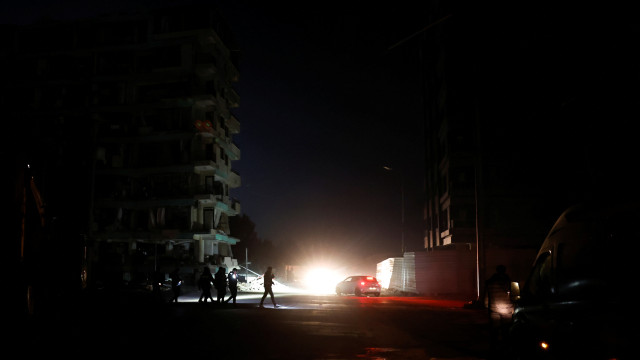 Novos terremotos na Turquia deixam ao menos 3 mortos e 213 feridos