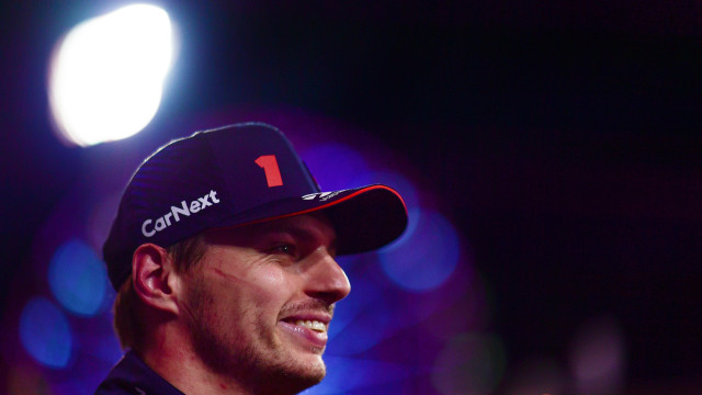 Verstappen vence GP da Holanda na chuva e iguala recorde de vitórias de Vettel na Fórmula 1