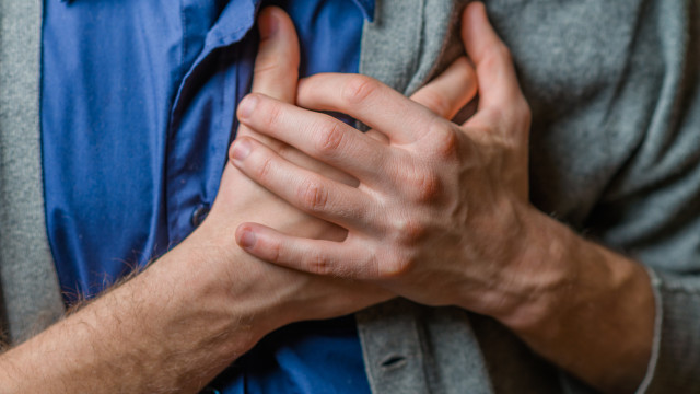 Seis sinais que mostram que pode sofrer de infecção rara no coração