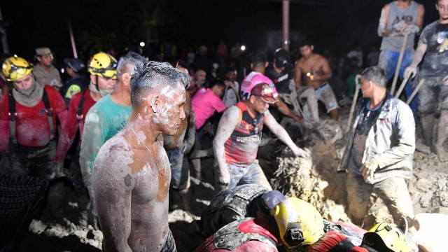 Oito pessoas morrem após soterramento em Manaus