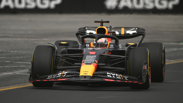 Verstappen domina e mostra força em 1ª sessão da pré-temporada da Fórmula 1