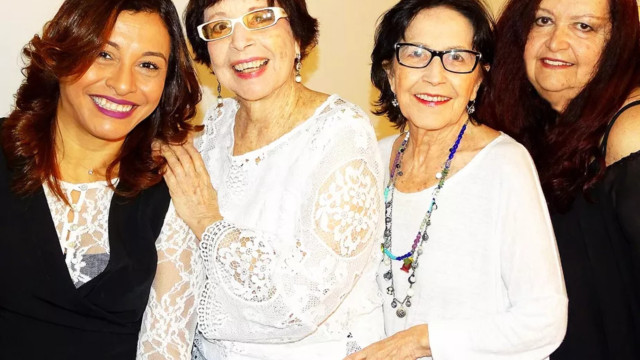 Morre Cynara, do Quarteto em Cy, grupo formado por irmãs cantoras, aos 78