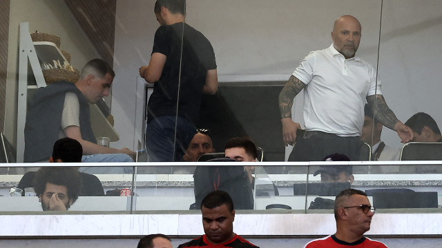 Sampaoli vê Flamengo 'um degrau acima', mas vai pedir reforços