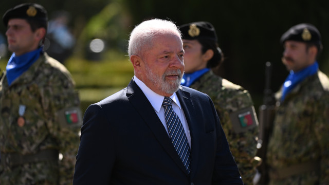 Em Portugal, Lula afirma que Brasil vai cumprir meta de zerar desmatamento até 2030