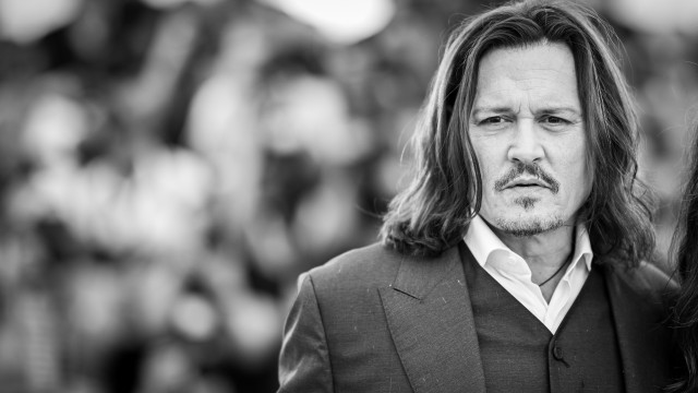 Johnny Depp diz em Cannes que não se sente boicotado pois não liga para Hollywood
