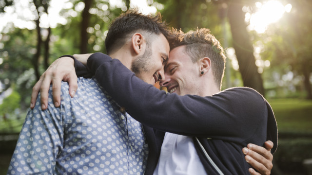 Criadores do Tinder anunciam novo aplicativo de encontros