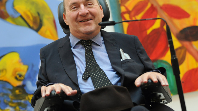 Morreu Philippe Pozzo di Borgo, que inspirou o filme 'Intocáveis'