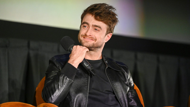 Daniel Radcliffe pede que produtores de série de 'Harry Potter' deixem que atores 'sejam crianças'