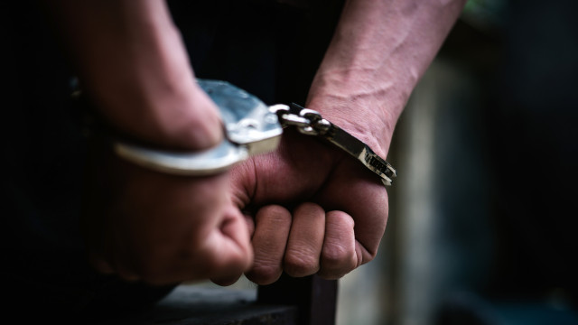 Polícia prende 17 pessoas na cracolândia por tráfico de drogas