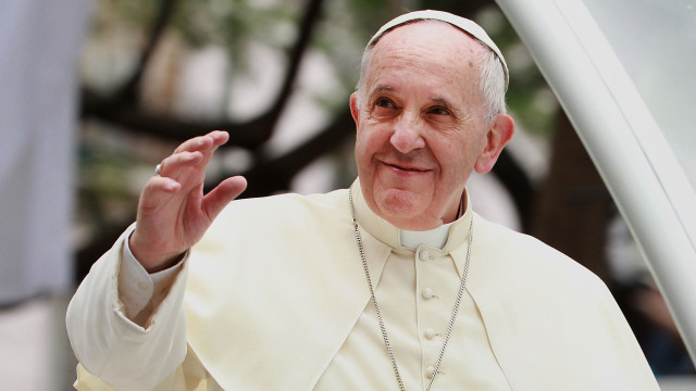 Papa revela que quer ser enterrado fora do Vaticano
