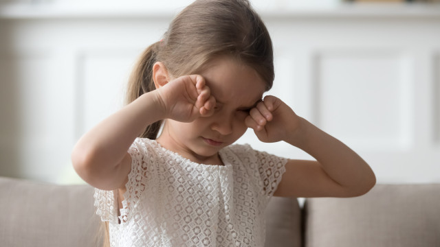 Esfregar os olhos pode causar ceratocone? Mito ou verdade?
