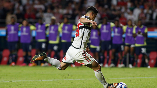 São Paulo leva James a Brasília e tenta recuperação contra a Inter de Limeira
