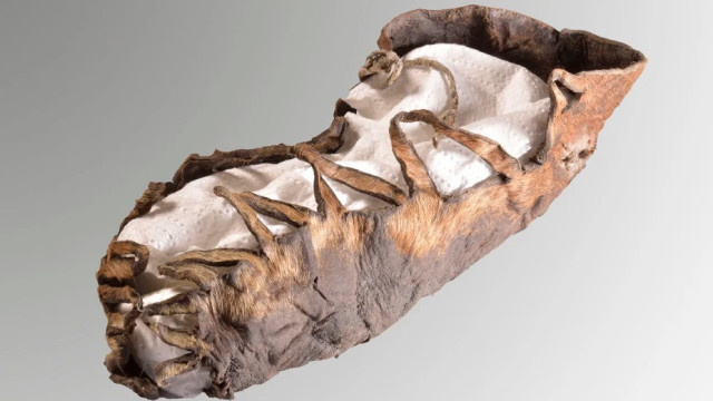 Descoberto sapato infantil com mais de 2 mil anos na Áustria