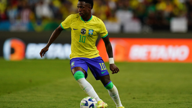 Vinicius Júnior admite partida ruim e Casemiro pede para seleção ser 'realista'