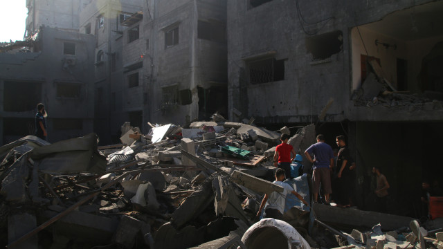 Com Gaza em vias de colapso, Israel diz que manterá cerco até liberação de reféns