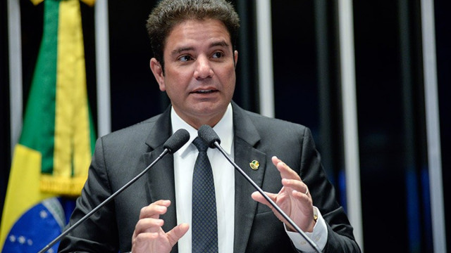 PGR denuncia governador do Acre ao STJ e pede seu afastamento do cargo