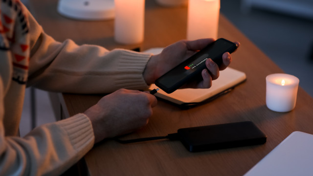 Faltou luz aí? Coisas que você precisa ter em casa se uma emergência acontecer