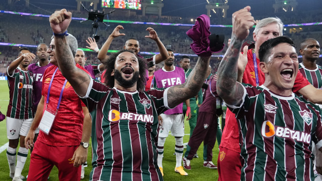 Diniz destaca 'teimosia e forte marcação' como destaques do Fluminense para chegar à final