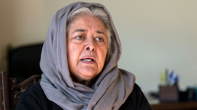 Ativista faz acordo com Talibã para auxiliar mulheres vítimas de violência no Afeganistão