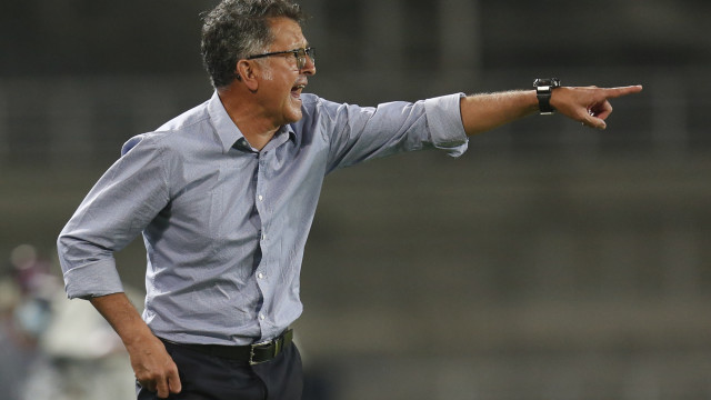 Athletico-PR anuncia contratação do técnico Juan Carlos Osorio, ex-São Paulo