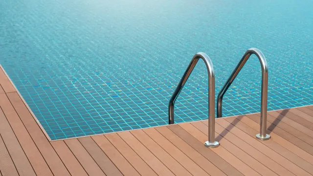 
                    Bebê de 9 meses morre após se afogar em piscina em Alagoas
                