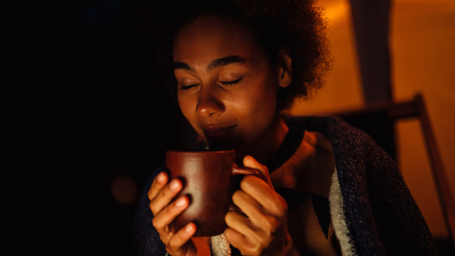 Combata a ansiedade com um chá simples e relaxante