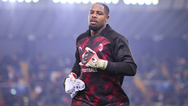 Goleiro do Milan chama racistas de 'ignorantes' após ataques: 'Precisamos mandar uma mensagem'