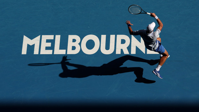 Djokovic supera freguês Taylor Fritz em 4 sets e vai à semifinal do Aberto da Austrália