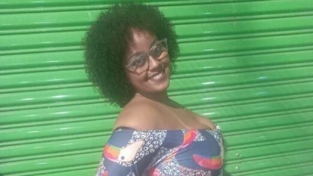 Polícia investiga morte de mulher eletrocutada por buffet em padaria no Rio