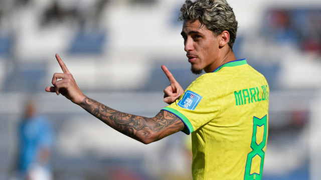 Com a seleção no Pré-Olímpico, Marlon Gomes se despede do Vasco: 'Meu sonho ganhou vida'