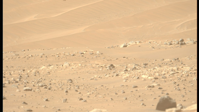 Fotografia de Marte mostra helicóptero danificado; consegue achá-lo?