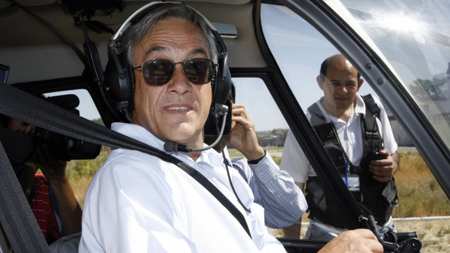 Sebastián Piñera estaria pilotando o helicóptero que caiu 