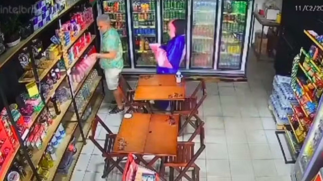 Criminoso fantasiado mata a tiros homem em loja de conveniência de Olinda