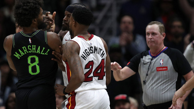 Briga generalizada na NBA termina com quatro jogadores expulsos