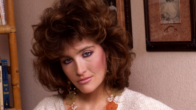 Robyn Bernard, da série 'General Hospital', é encontrada morta em casa