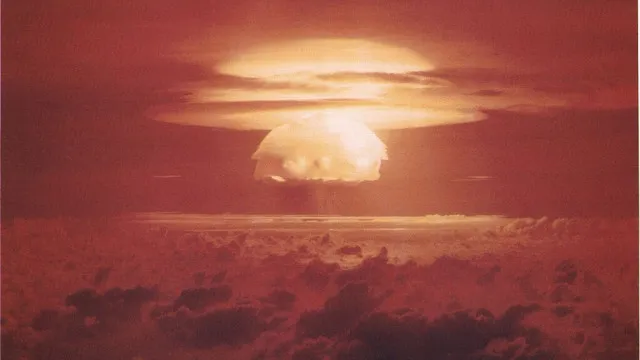 
                    Tudo aponta para uma Terceira Guerra Mundial – O que dizem os profetas, os especialistas e a IA
                