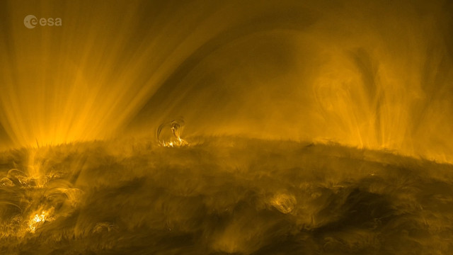 Missão europeia revela imagens mais detalhadas da superfície do Sol