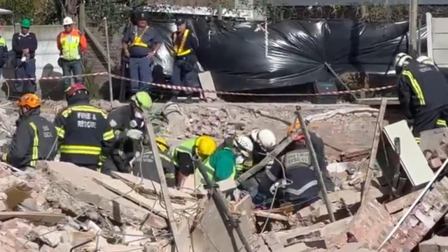 "Milagre": homem resgatado 5 dias após queda de edifício na África do Sul